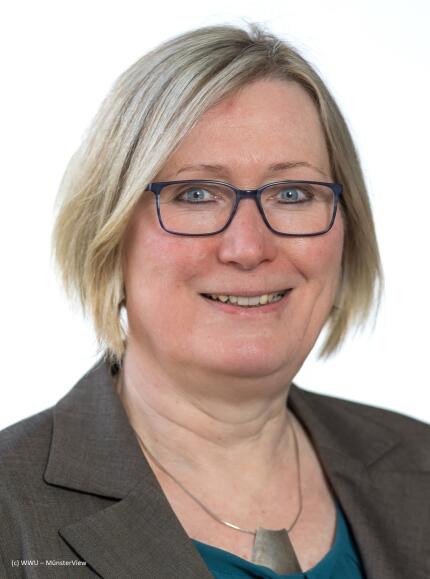 Monika Schönhoff